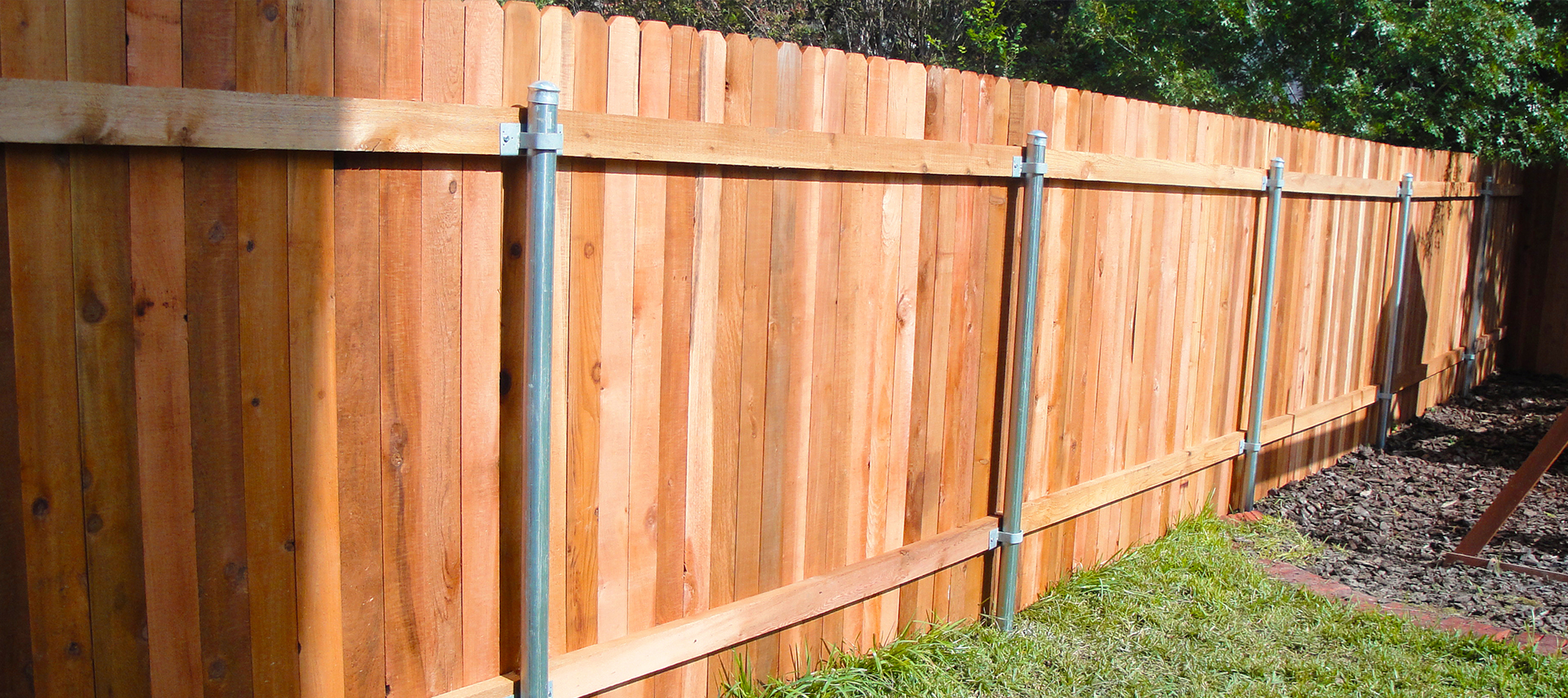 CUSTOM FENCES